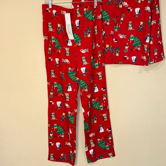 Old Navy 2 PC Pajamas Set Red Holiday dog cat Christmas tree gift Sz 6-8 - Picture 6 of 7